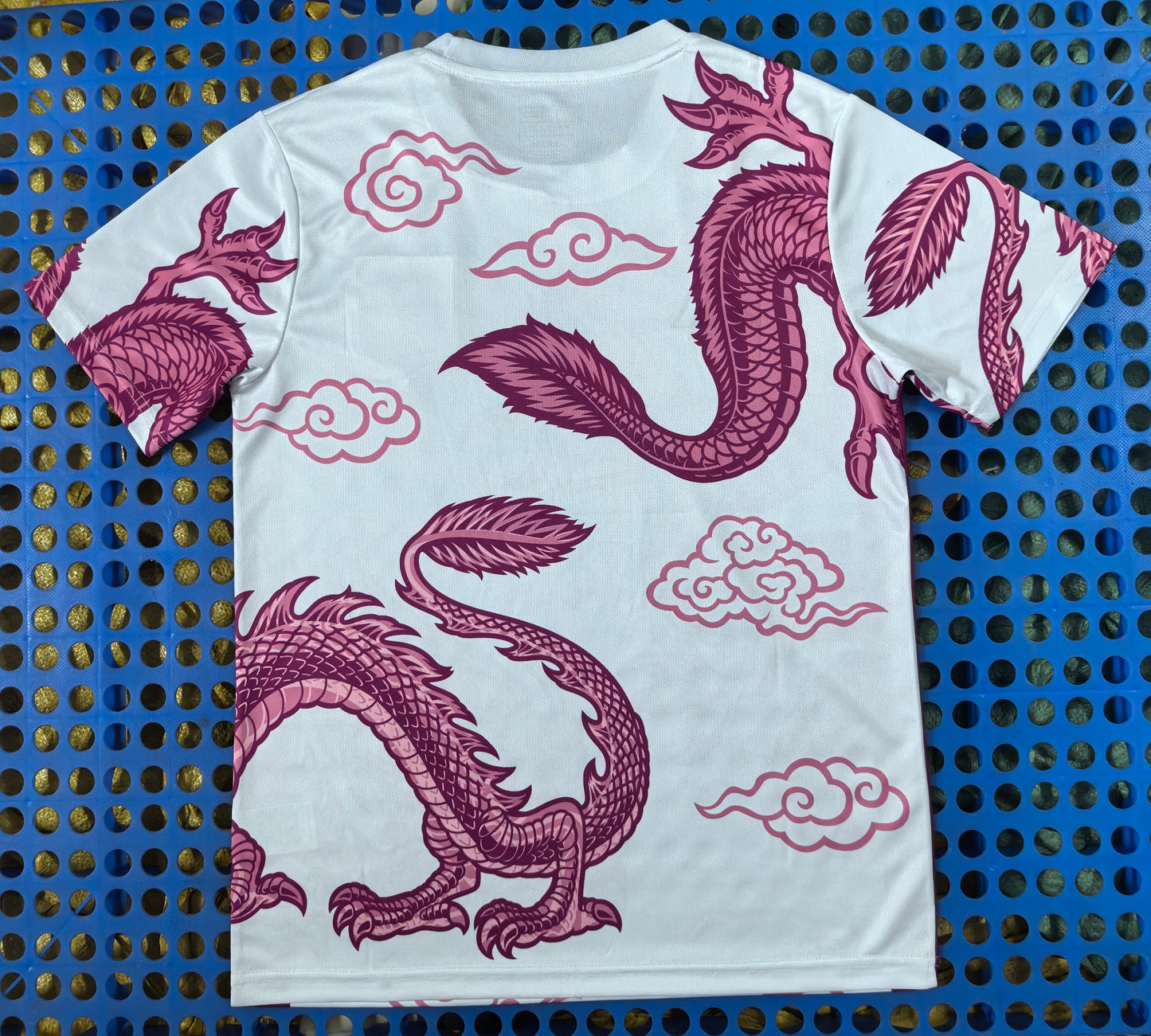 Maillot concept Japon dragon rose et blanc